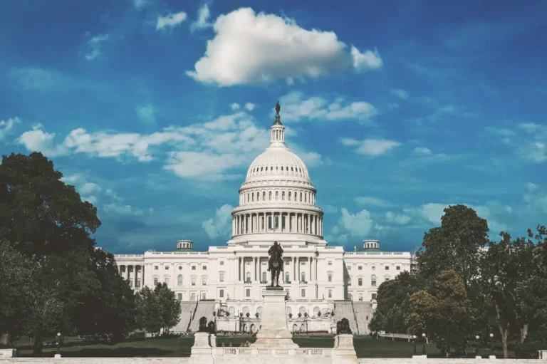 Exterior of U.S. Capitol building where legislation was introduced to establish a Medicare Part E program.